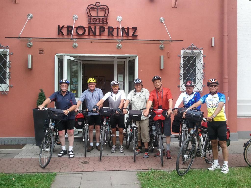 Hotel Kronprinz Garni Минден Екстериор снимка