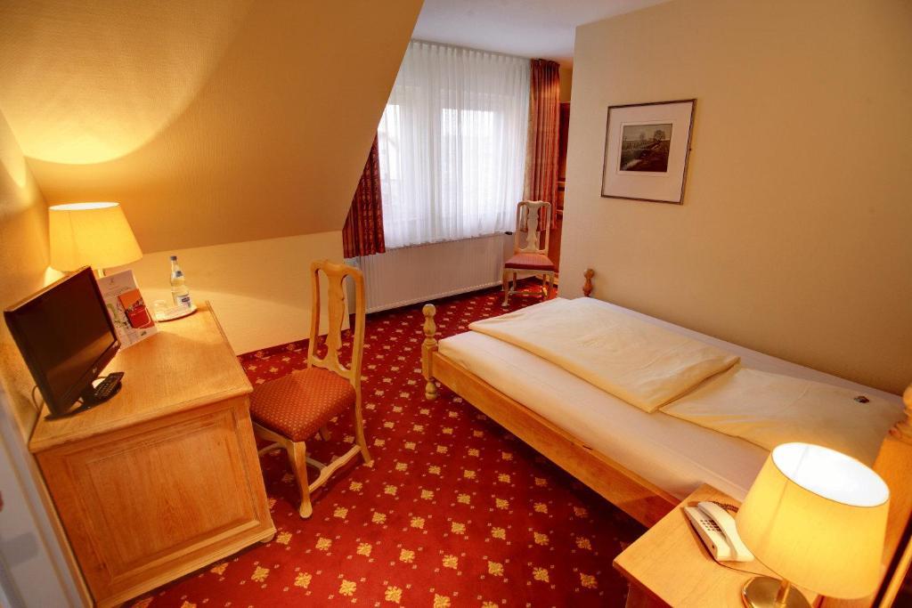 Hotel Kronprinz Garni Минден Екстериор снимка